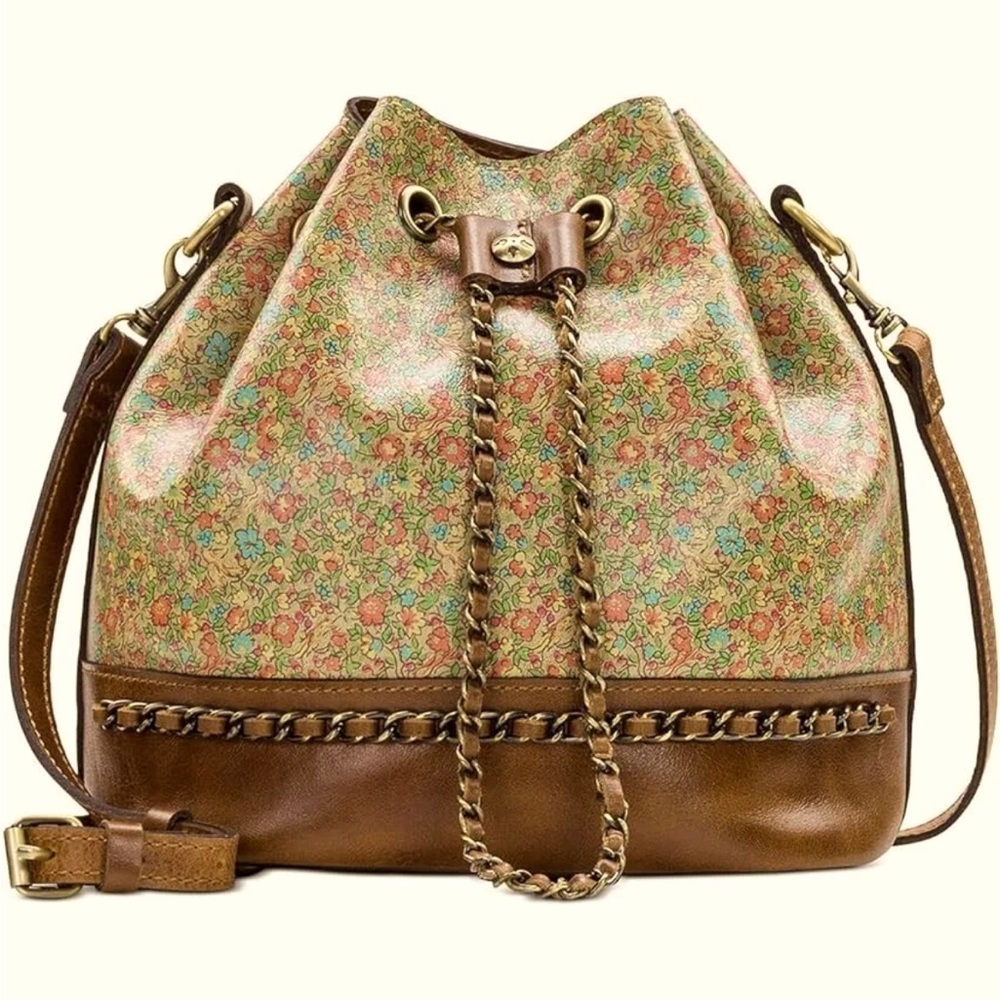 Patricia Nash Drawstring crossbody.  Gently used 
Leather